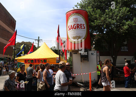 Sydney, Australien. 13. März 2016. Das portugiesische Festival fand in Sydneys Little Portugal Nachbarschaft von Petersham. Bildnachweis: 2016 Richard Milnes/Alamy Live-Nachrichten Stockfoto