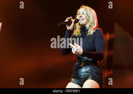 Sheffield, UK. 12. März 2016. Ellie Goulding führt in der Sheffield Arena auf ihre 2016, Delirium, UK Tour Kredit: Myles Wright/ZUMA Draht/Alamy Live News Stockfoto