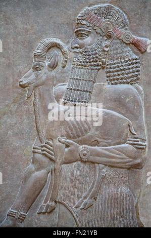 Alten sumerischen Steinbildhauen mit Keilschrift scripting Stockfoto