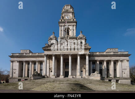 Portsmouth Guildhall in Portsmouth Guildhall Square. Portsmouth Untersuchungsgericht befindet sich in der Guildhall-Kammern. Stockfoto