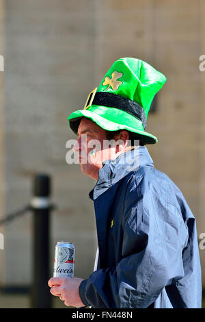 London, Großbritannien. 13. März 2016, den Tag feiern St. Patrick's in London, England, Großbritannien Stockfoto