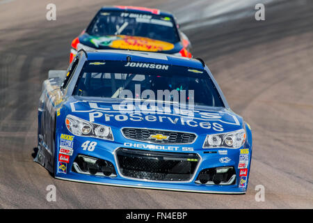 Avondale, AZ, USA. 12. März 2016. Avondale, AZ - 12. März 2016: Jimmie Johnson (48) braucht, um die Strecke für den guten Sam-500 auf dem Phoenix International Raceway in Avondale, AZ © Csm/Alamy Live-Nachrichten Stockfoto