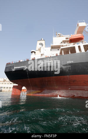 Tanker "Smaragd" im Grand Harbour Maltas Stockfoto