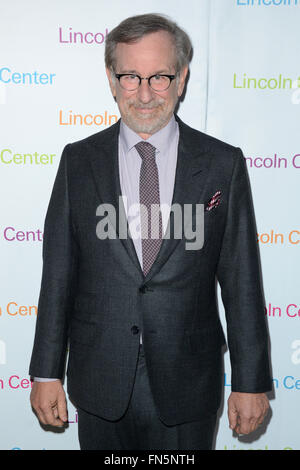 2016 American Songbook Gala - Red Carpet Ankünfte mit: Steven Spielberg wo: New York, New York, Vereinigte Staaten von Amerika bei: 11. Februar 2016 Stockfoto