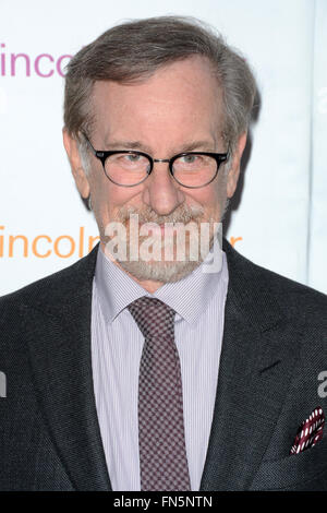 2016 American Songbook Gala - Red Carpet Ankünfte mit: Steven Spielberg wo: New York, New York, Vereinigte Staaten von Amerika bei: 11. Februar 2016 Stockfoto