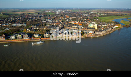 Luftaufnahme, St. Assumption, Rees, mit Blick auf die alte Stadt Rees, Rees, Niederrhein, Nord Rhein Westfalen, Deutschland, Stockfoto