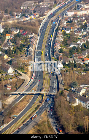 Luftaufnahme, Konvertierungsexit A52, A40 Ruhrschnellweg, Ruhr Autobahn Verkehr Ruhr, Nord Rhein Westfalen, Deutschland, Europa, Stockfoto