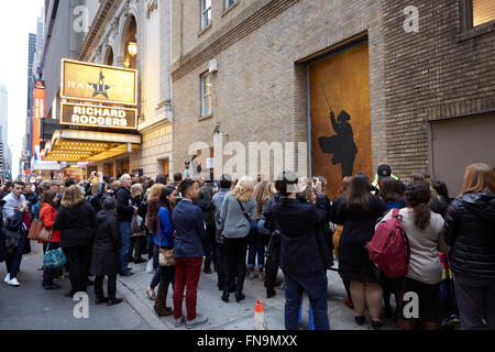 New York, USA. 13. März 2016. Hamilton ist gegossen, Abreise nach Washington DC, nach Sonntag Leistung bei Richard Rogers Theater, Broadway Credit: Mark Sullivan/Alamy Live News Stockfoto