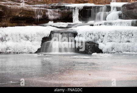 Gefrorenen Wasserfall Stockfoto