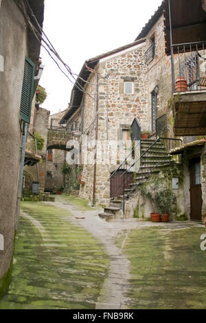 Calcata des mittelalterlichen Gasse im winter Stockfoto