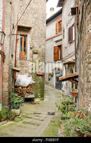 Calcata des mittelalterlichen Gasse im winter Stockfoto