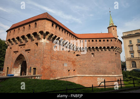 Polen, Krakow (Krakau), Barbican Befestigung, mittelalterliche befestigte Außenposten, Teil der alten Stadtmauer Stockfoto