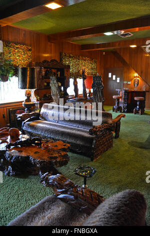 Das dschungelzimmer in Graceland, Elvis Presley's Home und jetzt ein Museum in Memphis, Tennessee. Stockfoto