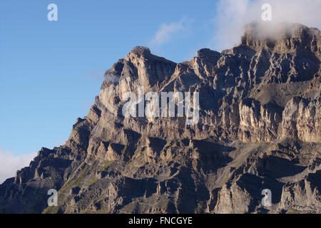 Falten auf Dents-du-Morcles gesehen von Demecre, Wallis, Schweiz Stockfoto