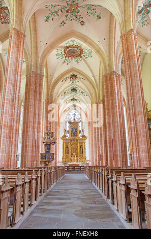 NEUBERG AN DER Murs, Österreich - 13. September 2015: Das Schiff der gotische Dom bauen im 15. Jhdt. Stockfoto