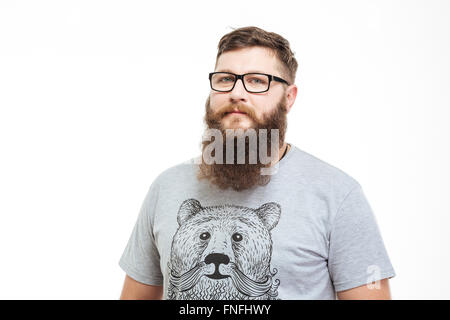 Porträt von Ernst bärtigen Mann Brille über weißem Hintergrund Stockfoto