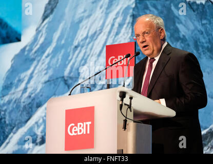 Hannover, Deutschland. 14. März 2016. Schweizer Präsident Johann Schneider-Ammann spricht während der Welcome Night für die CeBIT-Messe in Hannover, Deutschland, 14. März 2016. Foto: PETER STEFFEN/DPA/Alamy Live-Nachrichten Stockfoto