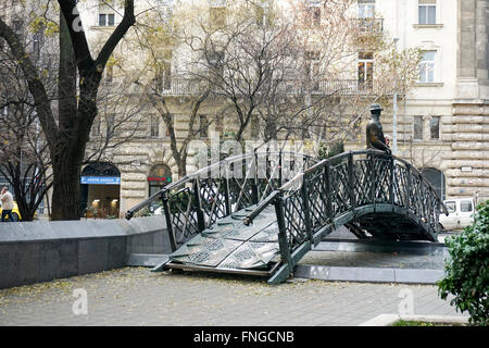 Budapest, Ungarn-Statue von Imre Nagy auf Brücke Stockfoto