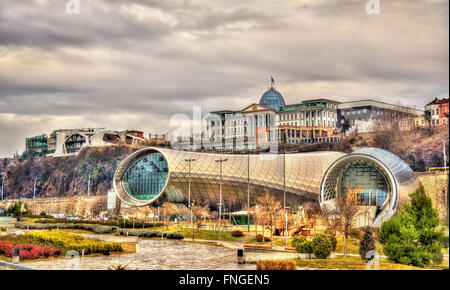 Die Residenz des Präsidenten über das Kulturzentrum in Tiflis Stockfoto