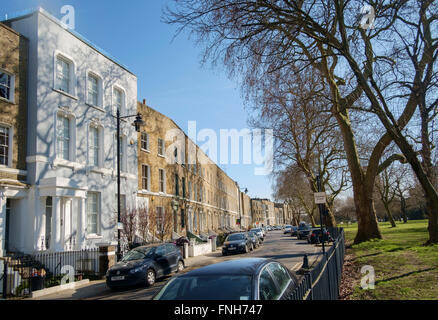 Viktorianische Gehäuse auf Cadogan Terrasse E9, mit Blick auf Victoria Park in Tower Hamlets, East London Stockfoto