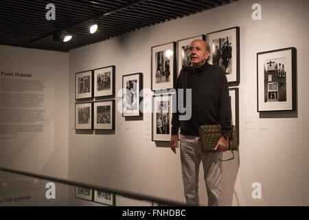 London, UK. 15. März 2016. Deutscher Fotograf Frank Habicht. Die Ausstellung Strange und vertraut: Großbritannien als Revealed von internationalen Fotografen, kuratiert von Martin Parr in der Barbican Art Gallery am 16. März eröffnet und läuft bis zum 19. Juni 2016. Stockfoto