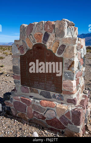 BENNETTS lange CAMP in der Nähe das erkennen der Bennett-Arkane Kontingent von Death Valley Forty-Niners, Emigranten aus mittleren Westen sucht kurz geschnitten, California gold Fields, waren für Monat gestrandet und fast umgekommen vor dem Hungertod. Zwei jungen Gefährten, Wille Stockfoto