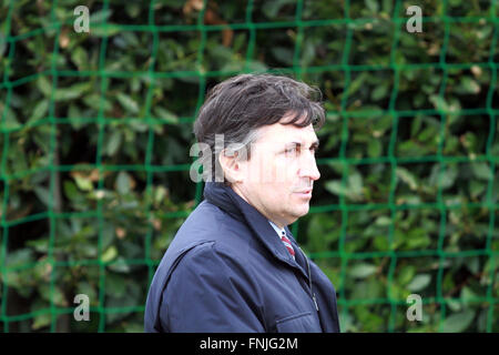 Udine, Italien. 15. März 2016. Gino Pozzo Udinese-Präsident sieht während der Trainingseinheit Credit: Andrea Spinelli/Pacific Press/Alamy Live News Stockfoto