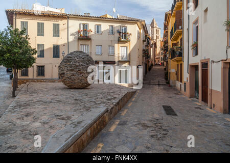 Skulptur Stein in der Straße in der Nähe Museum Es Baluard, Palma De Mallorca, Balearen, Spanien. Stockfoto