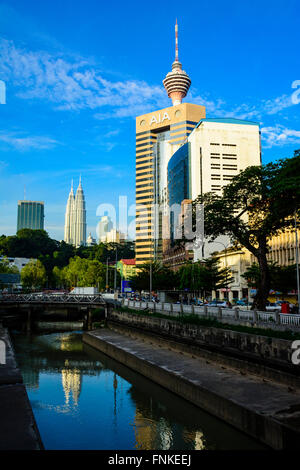 Petronas Twin Towers, das bekannteste Wahrzeichen von Kuala Lumpur. Sie waren einmal zertifiziert als das höchste Gebäude der Welt Stockfoto