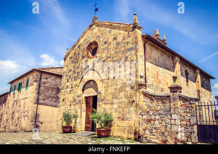 Monteriggioni Kirche Stockfoto