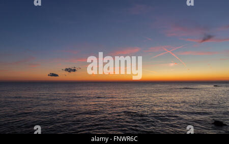 Sonnenuntergang über der Adria in Istrien, Kroatien. Stockfoto