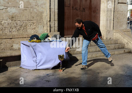 Busker im Stadtzentrum von Valencia Spanien, Stockfoto