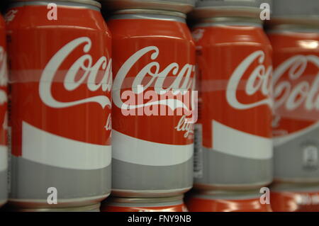 Coca Cola Light kann hautnah Stockfoto