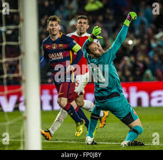 Barcelona, Katalonien, Spanien. 16. März 2016. FC Barcelona MESSI Partituren weiterleiten ein Tor in der Champions League Achtelfinale zweite Bein zwischen FC Barcelona und Arsenal FC im Stadion Camp Nou in Barcelona Credit: Matthias Oesterle/ZUMA Draht/Alamy Live News Stockfoto