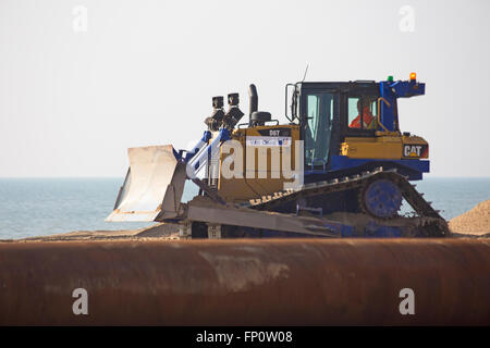 Bournemouth, Dorset, Großbritannien 17. März 2016. Strand-Nachschub funktioniert im Gange zwischen Bournemouth and Boscombe Credit: Carolyn Jenkins/Alamy Live News Stockfoto