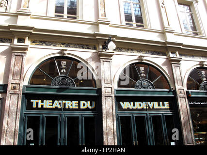 Les Galeries Royales Saint-Hubert, Galerie De La Reine, Theatre du Vaudeville, Brüssel, Belgien Stockfoto