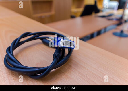 alten VGA-Kabel im Büro Stockfoto