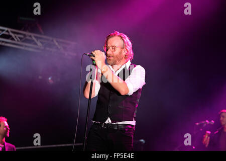 BILBAO, Spanien - NOV 01: The National mit Sufjan Stevens (Band) live-Musik-Show im Bime Festival am 1. November 2014 in Bilbao. Stockfoto