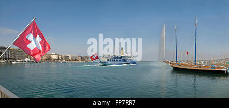 Genf-Hafen am See Léman mit Jet d ' Eau Schiffen und einer Schweizer Flagge, die von der Mont Blanc-Brücke. Stockfoto