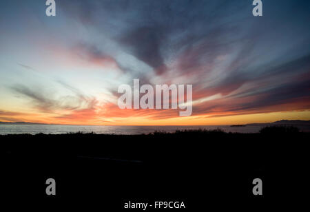 Blick auf Pazifischen Ozean in Südkalifornien bei Sonnenuntergang. Stockfoto