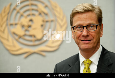 Deutschlands Außenminister Guido Westerwelle steht in einem Büro bei der UNO in New York, USA, 23. September 2012. Westerwelle besucht New York vom 21. bis 28. September 2012 besucht, 67. Generalversammlung der Vereinten Nationen. Foto: Sven Hoppe Stockfoto