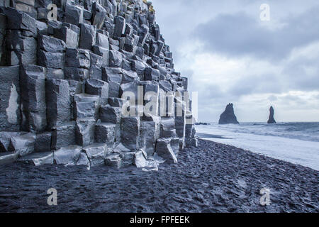 Basaltsäulen in Island Stockfoto