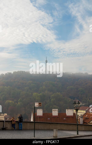 Petrin Aussichtsturm in Prag Stockfoto