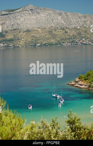 Malerische Aussicht auf Lovrecina Sandstrand auf der Insel Brac, Kroatien Stockfoto