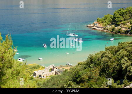 Malerische Aussicht auf Lovrecina Sandstrand auf der Insel Brac, Kroatien Stockfoto