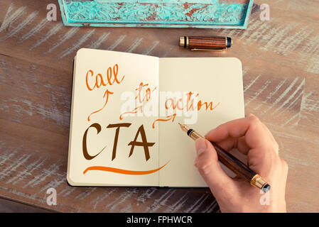 Handgeschriebener Text CTA CALL TO ACTION, Business-Erfolg-Konzept Stockfoto