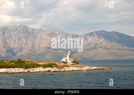 malerischer Blick auf Leuchtturm in Sucuraj auf der Insel Hvar, Kroatien Stockfoto