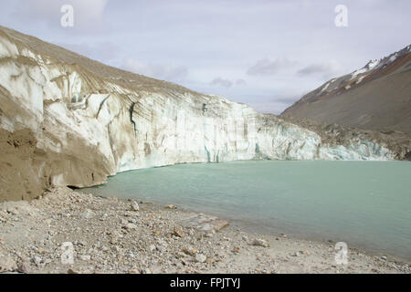 Gletscher und Laguna de Los Témpanos auf der nordöstlichen Seite des Cerro San Lorenzo, Nationalpark Perito Moreno, Patagonien, Argentinien Stockfoto