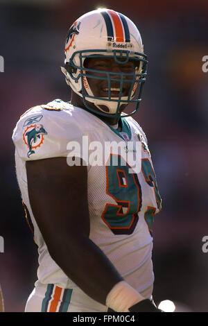 Cleveland, Ohio, USA. 20. November 2005. Miami Dolphins Kevin Carter während der Delfine-Spiel gegen die Cleveland Browns in Cleveland Browns Stadium am 20. November 2005 in Cleveland, Ohio. Zuma Press/Scott A. Miller © Scott A. Miller/ZUMA Draht/Alamy Live-Nachrichten Stockfoto