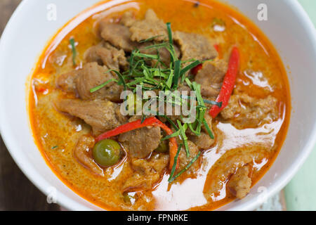 pikante Curry mit Schweinefleisch (Thai-Food Name Panang) Stockfoto